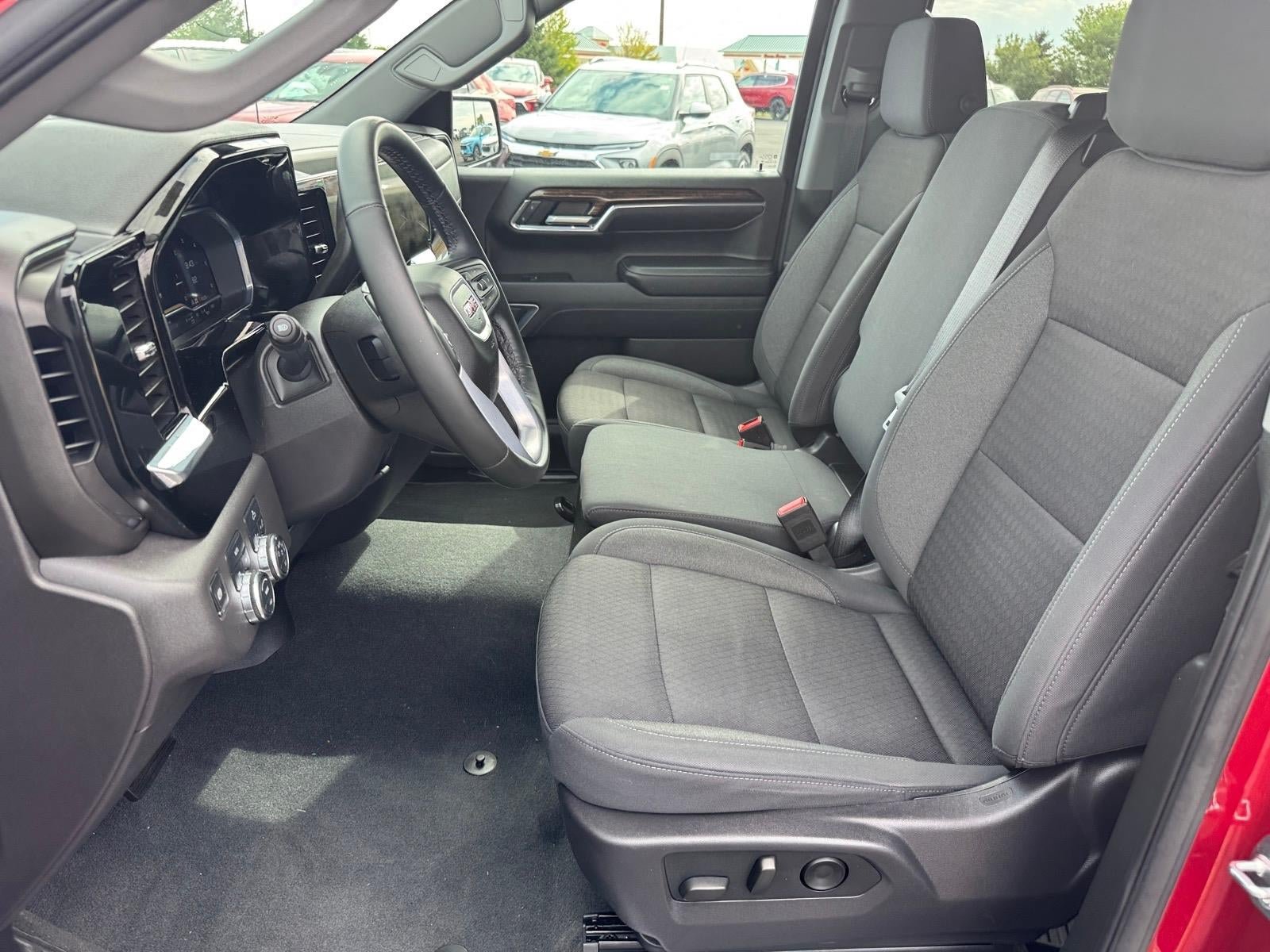 Used 2024 GMC Sierra 1500 Elevation AWD/4WD image 6