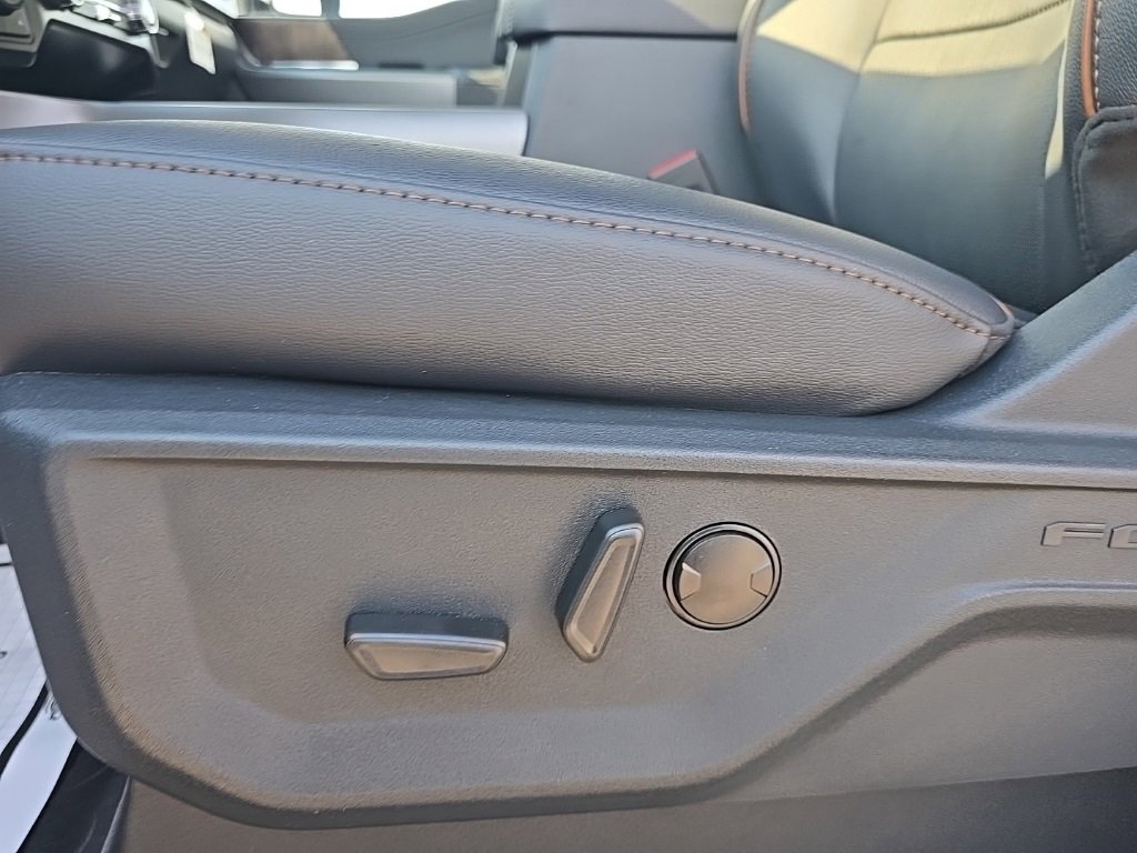 New 2026 Ford F350 Lariat image 21
