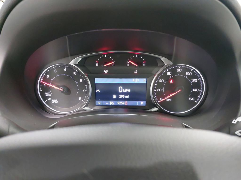 Used 2024 GMC Terrain SLT image 19