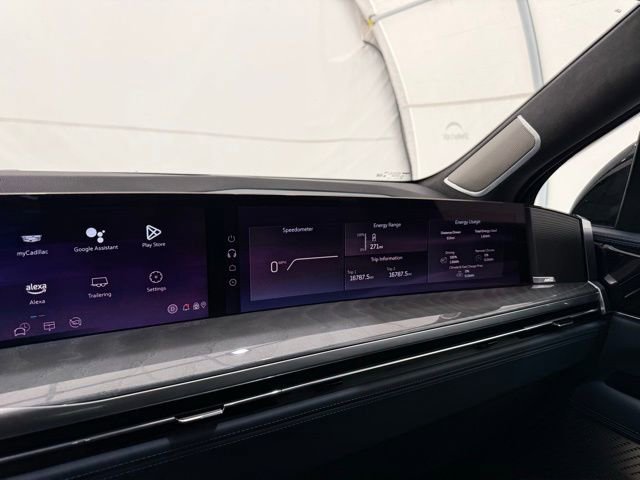 Used 2025 Cadillac Escalade IQ Luxury 2 w/ LPO, Premium Carpet Package AWD/4WD image 39