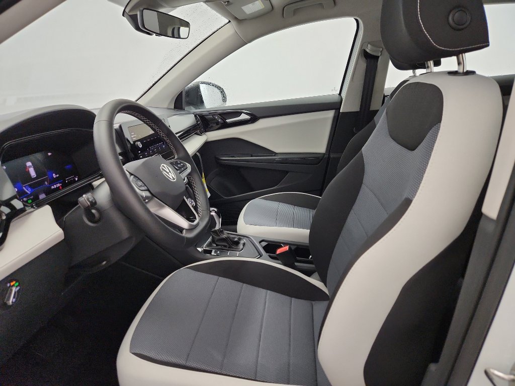 New 2026 Volkswagen Taos S image 6