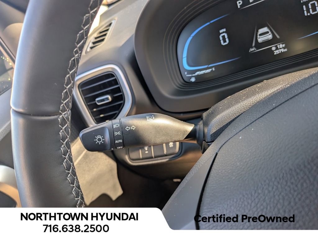 Certified 2026 Hyundai Venue SEL image 30