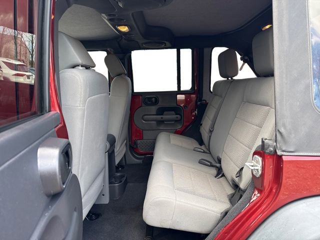 Used 2008 Jeep Wrangler Unlimited Rubicon w/ Dual Top Group AWD/4WD image 11