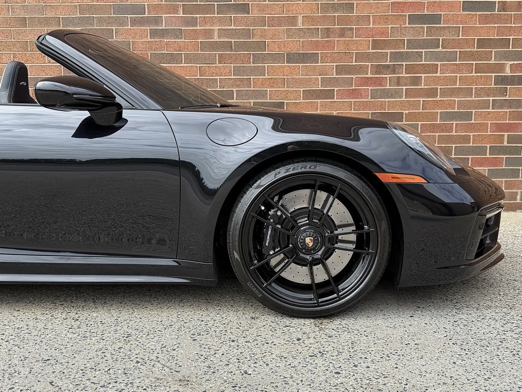 Certified 2023 Porsche 911 Carrera GTS image 11