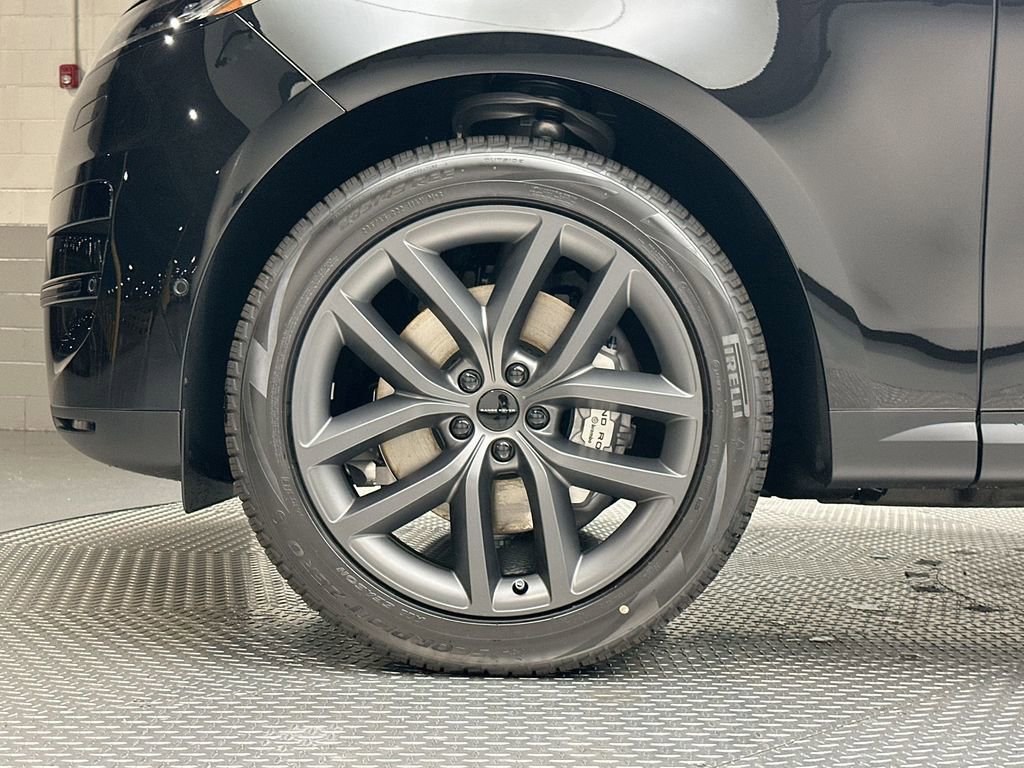 New 2026 Land Rover Range Rover Sport SE AWD/4WD image 13
