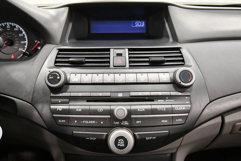 Used 2010 Honda Accord LX-P image 19