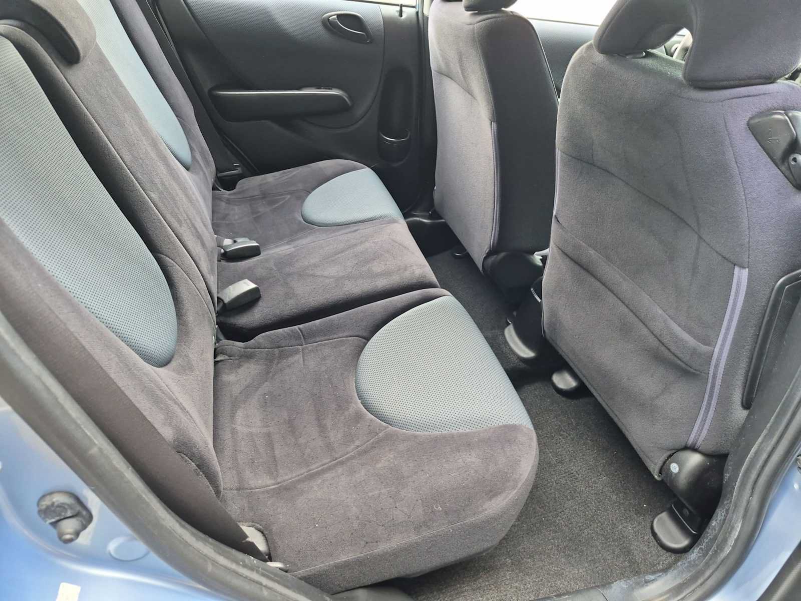 Used 2008 Honda Fit Sport image 19