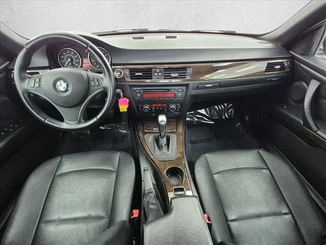 Used 2013 BMW 335i Convertible RWD image 18