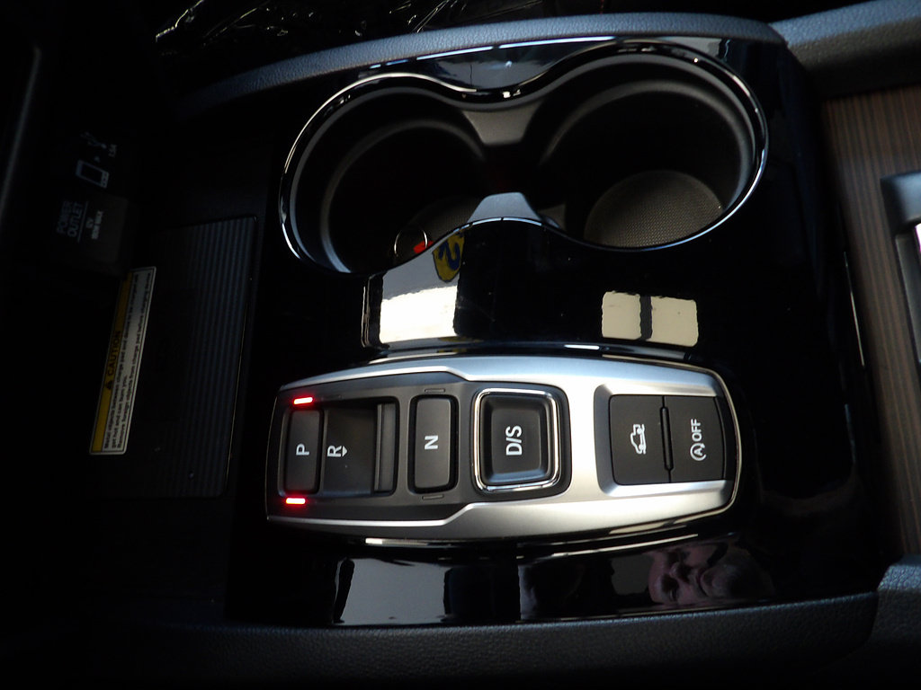 Used 2022 Honda Ridgeline Black Edition image 35