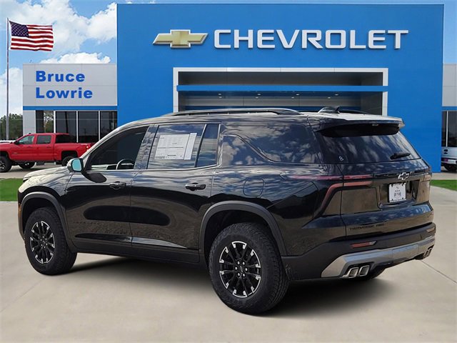 New 2026 Chevrolet Traverse Z71 w/ Driver Confidence Package image 3