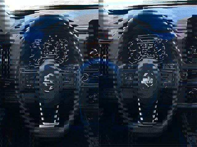 Used 2024 Nissan Pathfinder S image 13