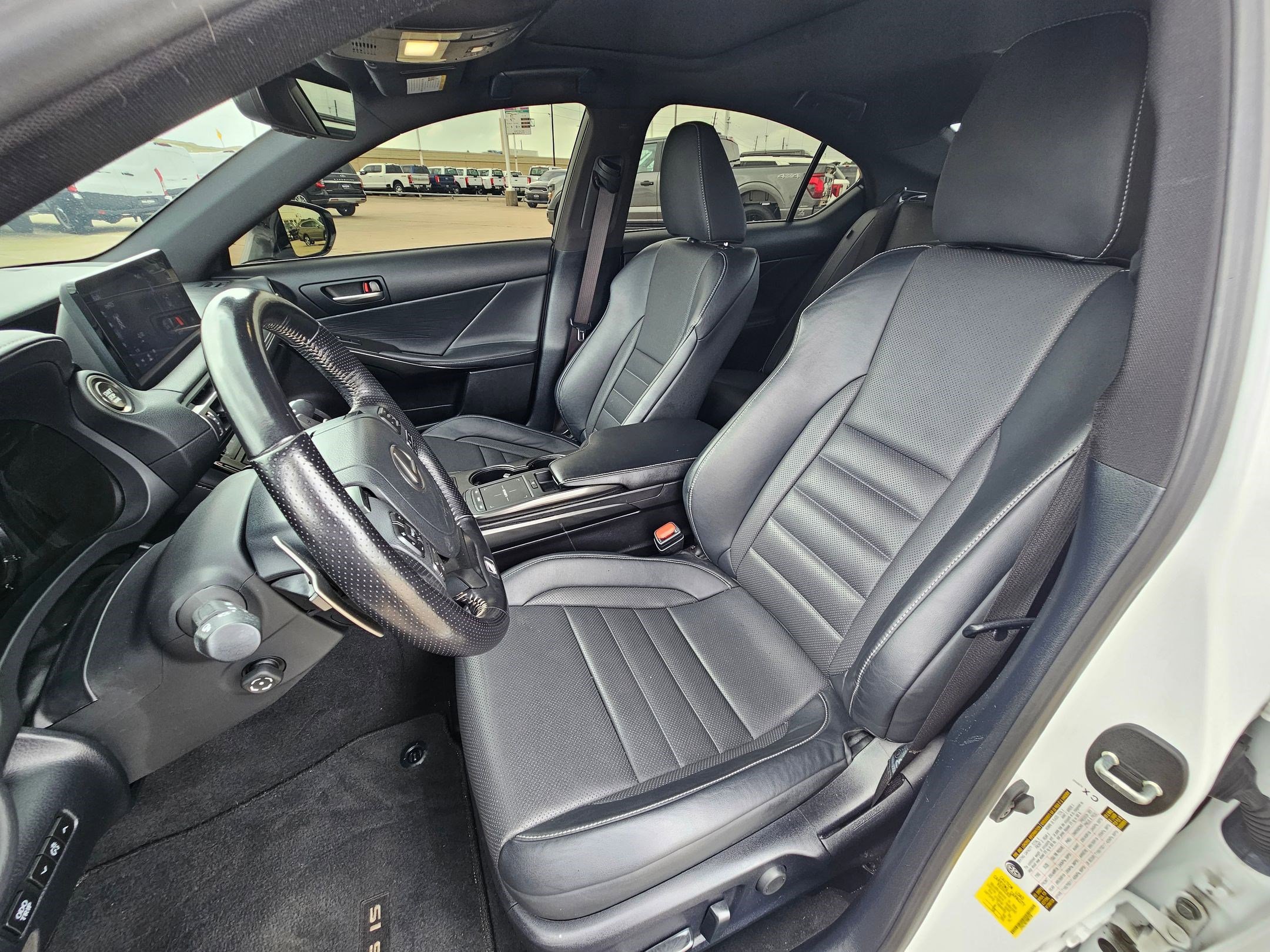 Used 2022 Lexus IS 350 F Sport w/ Navigation Package image 15