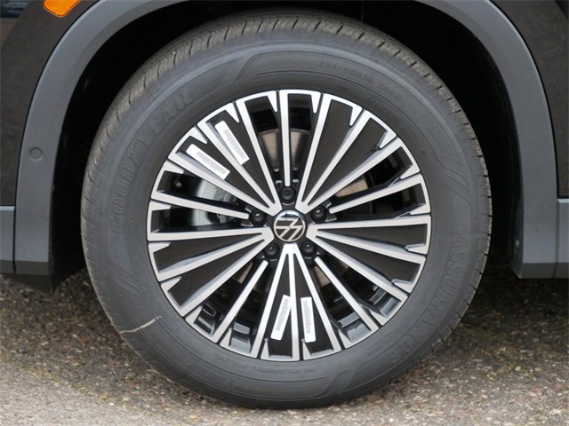 New 2026 Volkswagen Tiguan S image 5