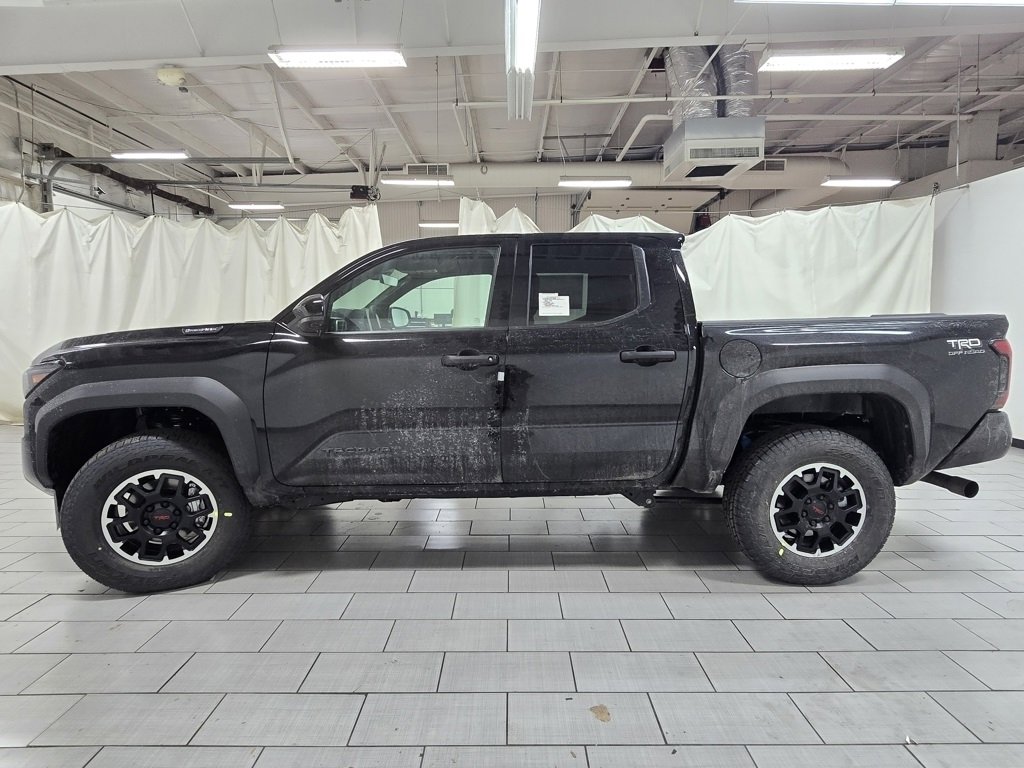New 2025 Toyota Tacoma TRD Off-Road image 13