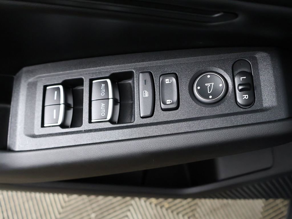 Used 2025 Honda Accord SE image 36