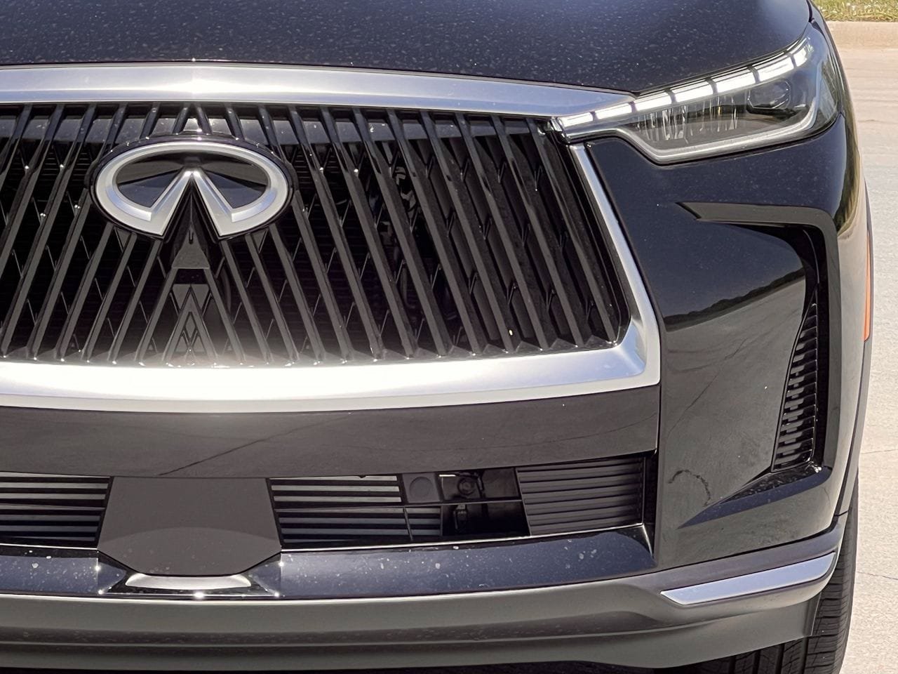 New 2027 INFINITI QX60 Pure AWD/4WD image 8