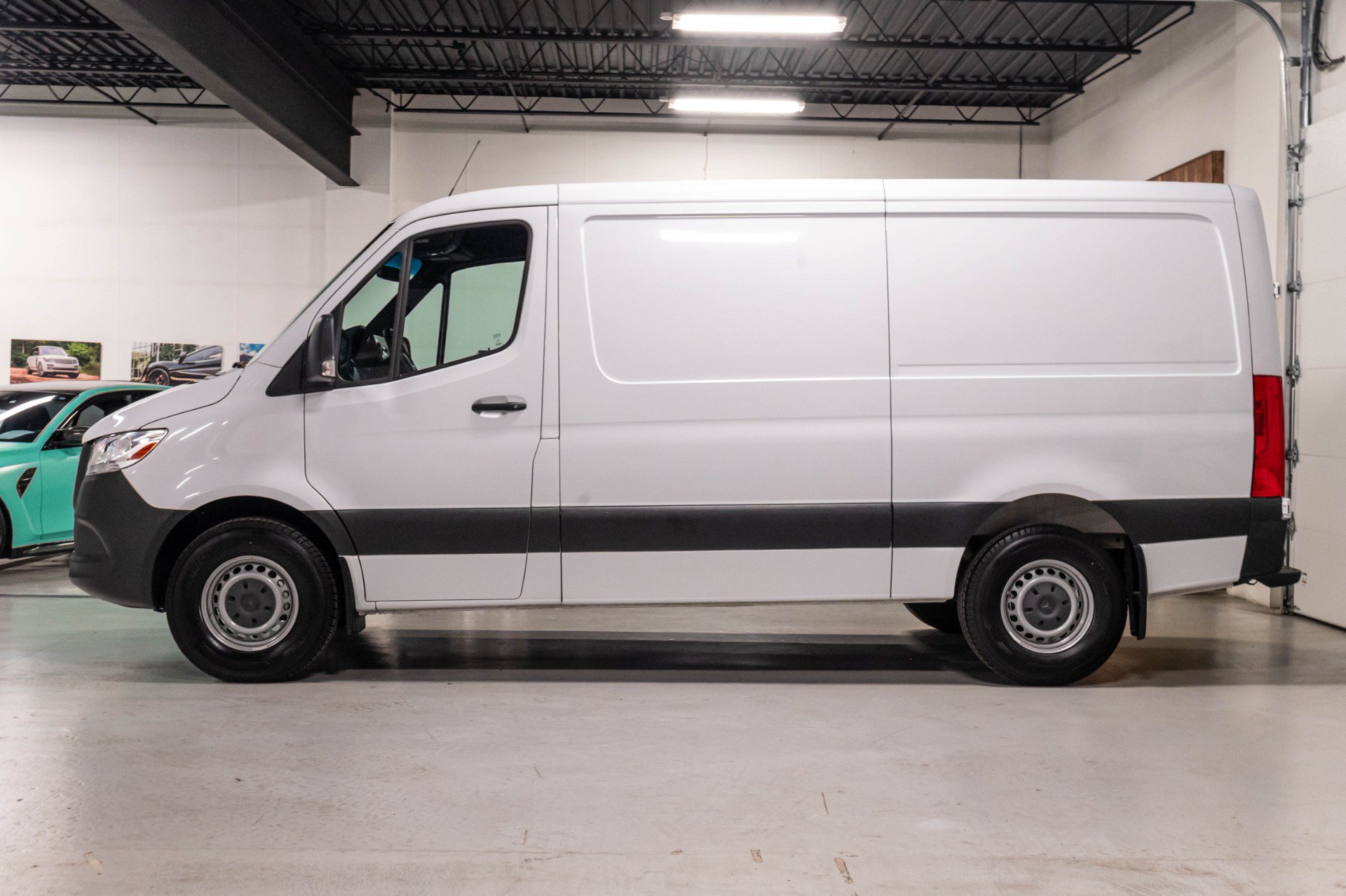 Used 2021 Mercedes-Benz Sprinter 2500 w/ Driver Convenience Package image 45