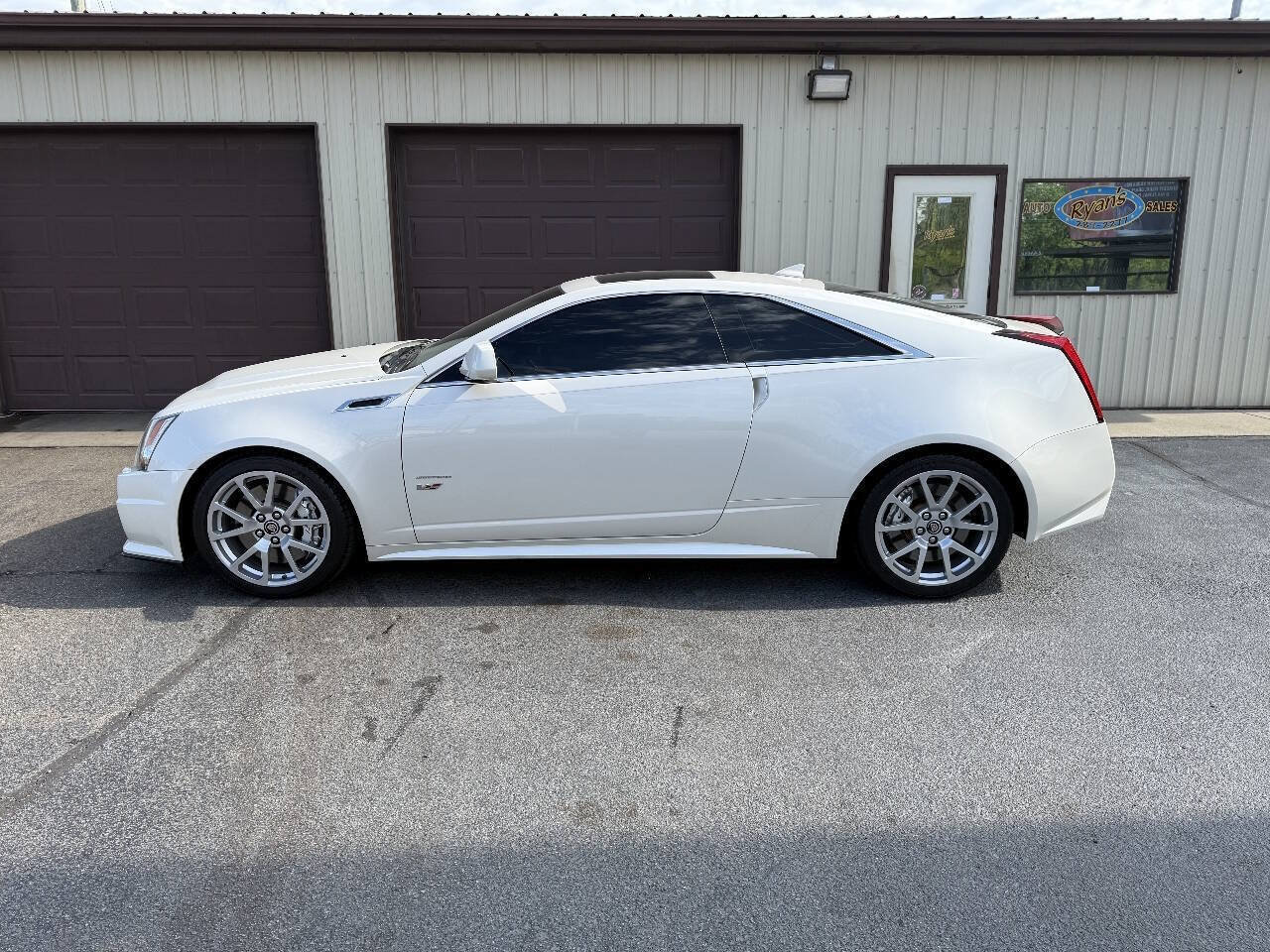 Used 2012 Cadillac CTS V RWD image 3