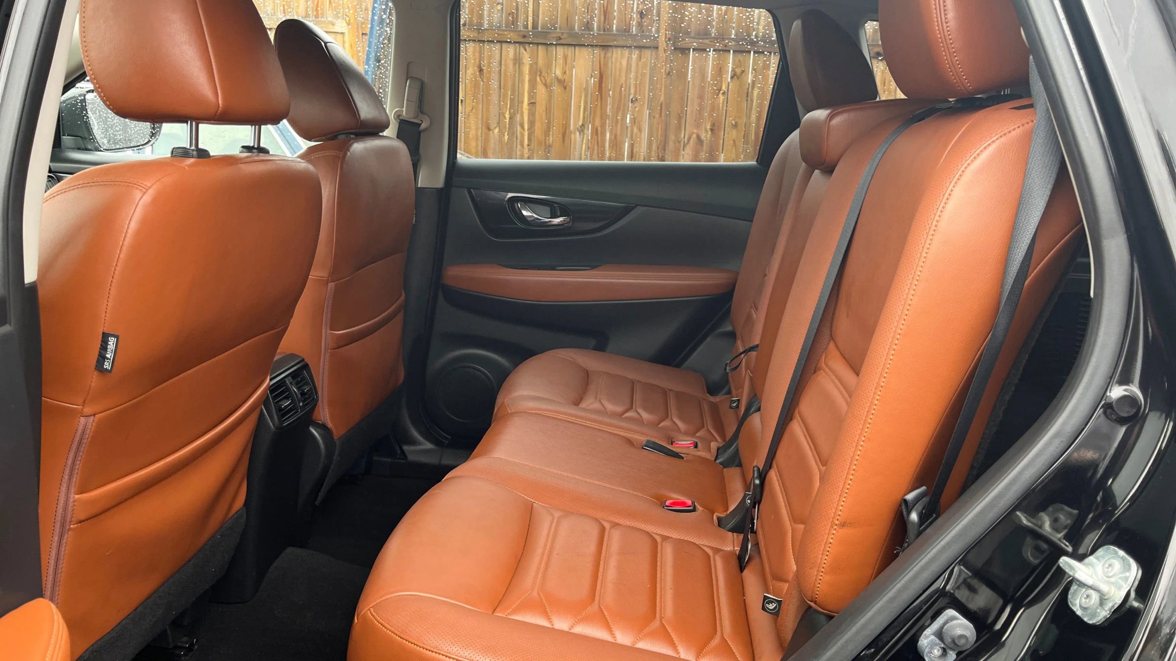 Used 2018 Nissan Rogue SL w/ Premium Package image 10