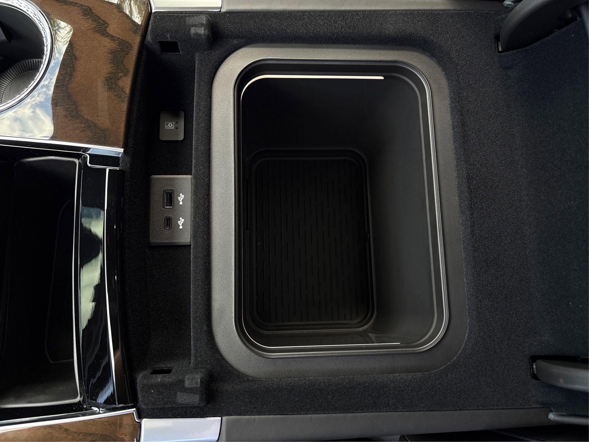 New 2026 Cadillac Escalade ESV Platinum Sport w/ LPO, ONYX Package image 35