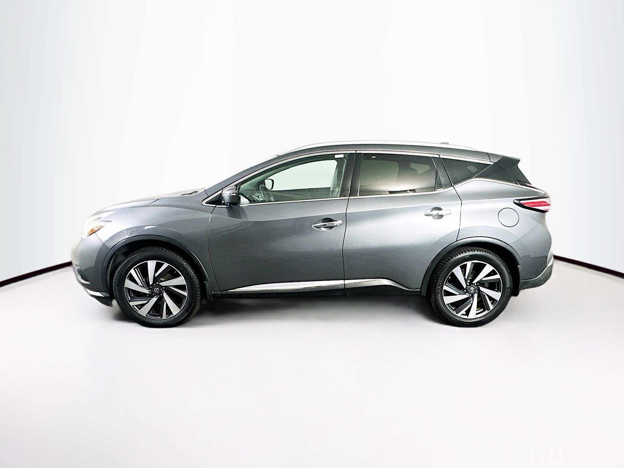 Used 2018 Nissan Murano Platinum w/ Cargo Package image 4