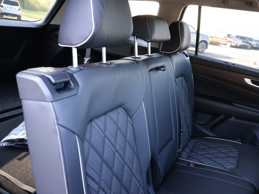 New 2026 Volkswagen Atlas SEL Premium R-Line image 17