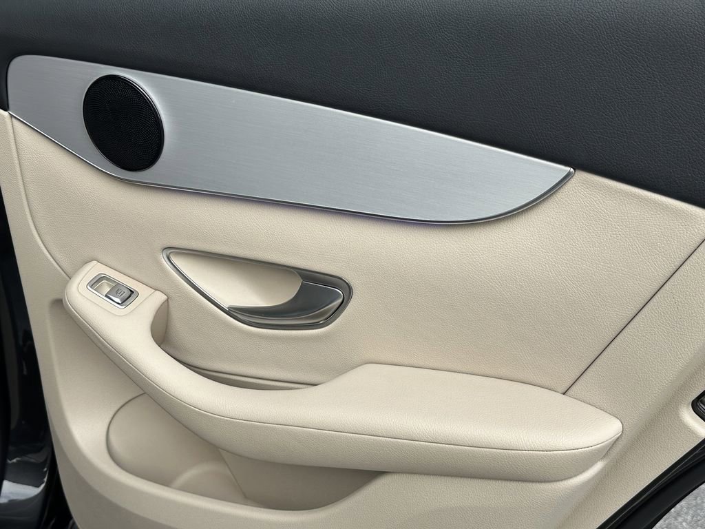 Certified 2022 Mercedes-Benz GLC 300 image 19