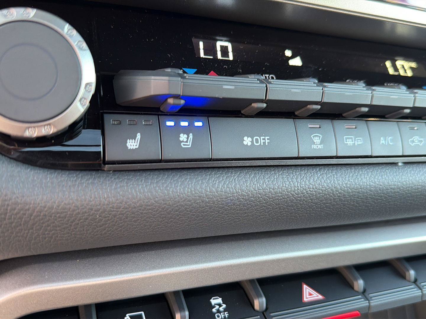 New 2026 Toyota Tundra Limited AWD/4WD image 27