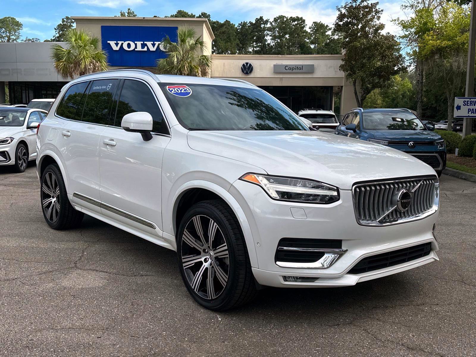 Certified 2023 Volvo XC90 B6 Ultimate w/ Protection Package Premier image 1