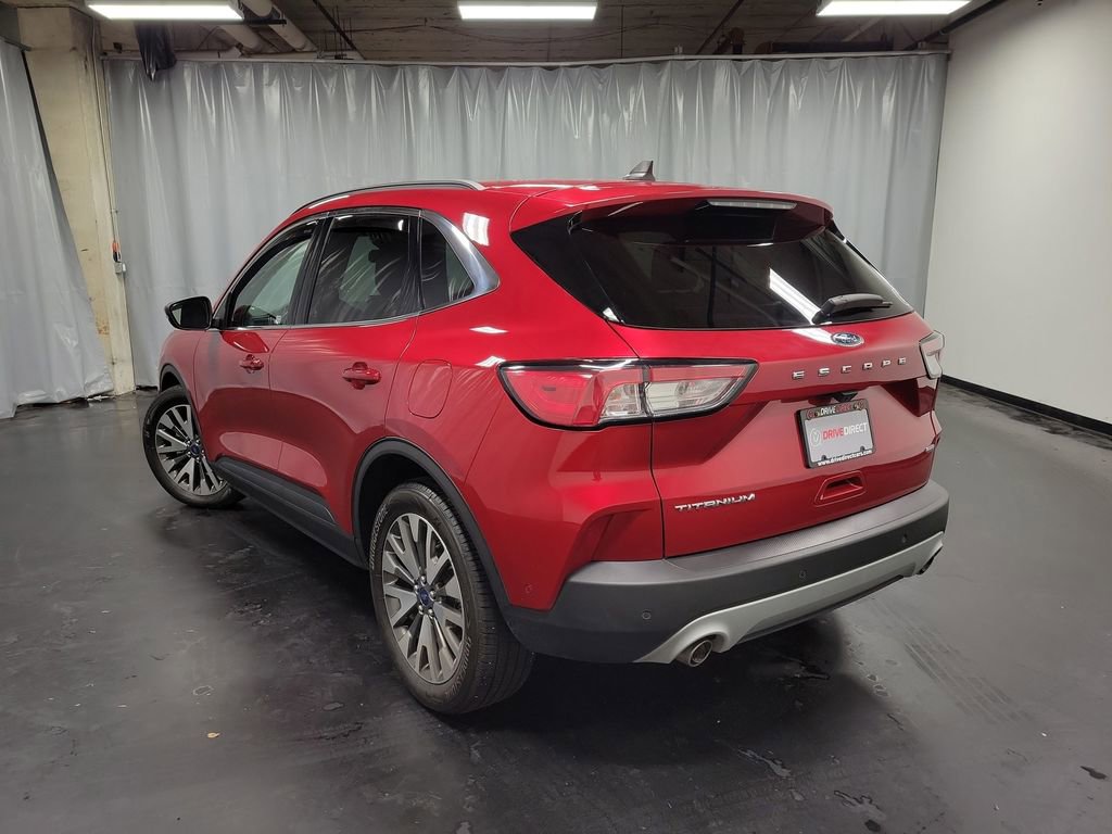 Used 2020 Ford Escape Titanium image 6