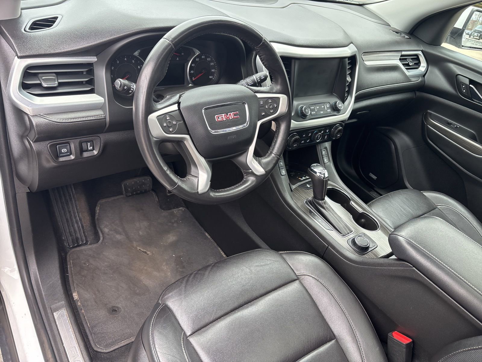 Used 2017 GMC Acadia SLT image 12
