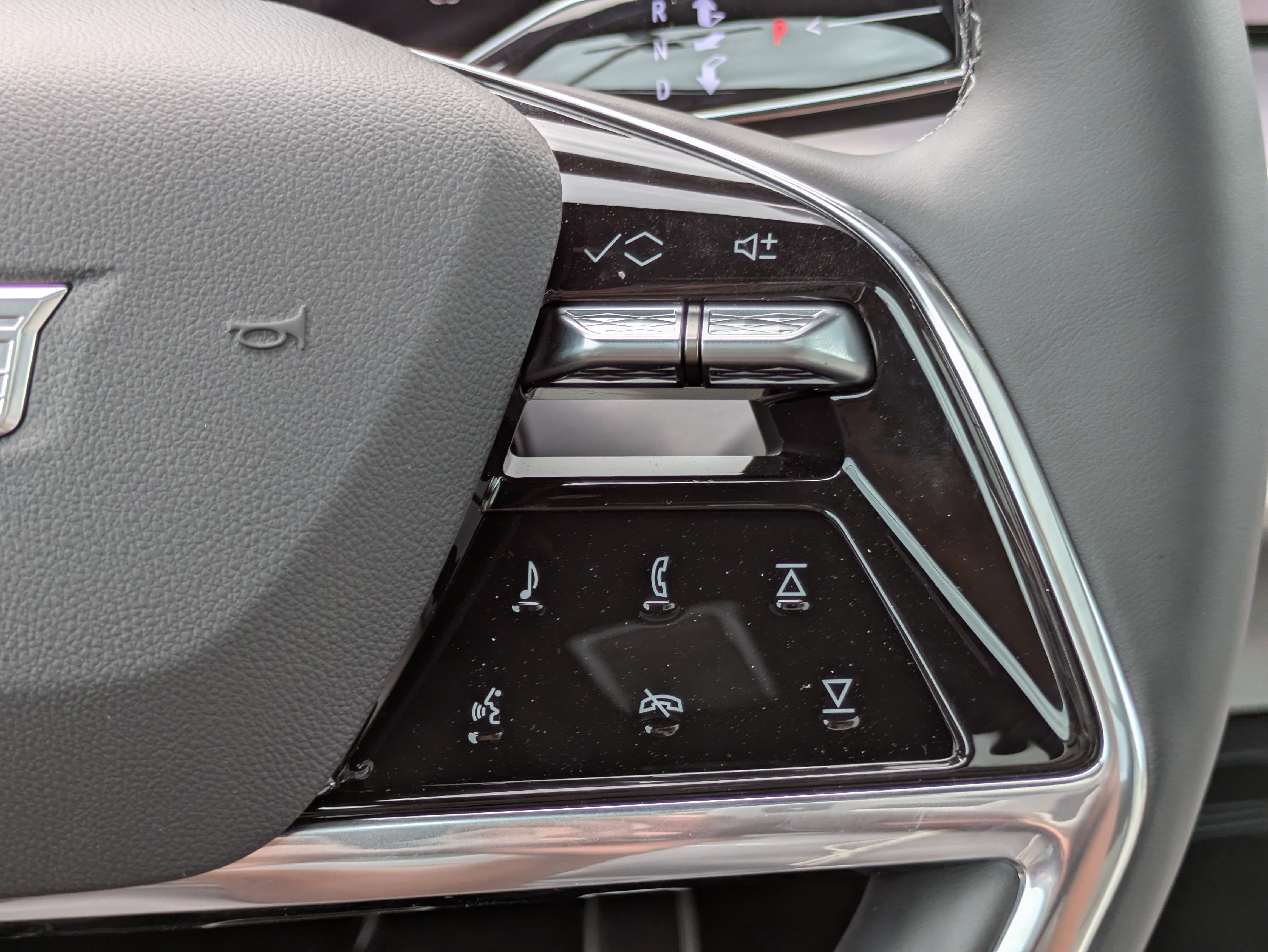 New 2026 Cadillac Vistiq Luxury w/ LPO, Floor Liner Package image 20