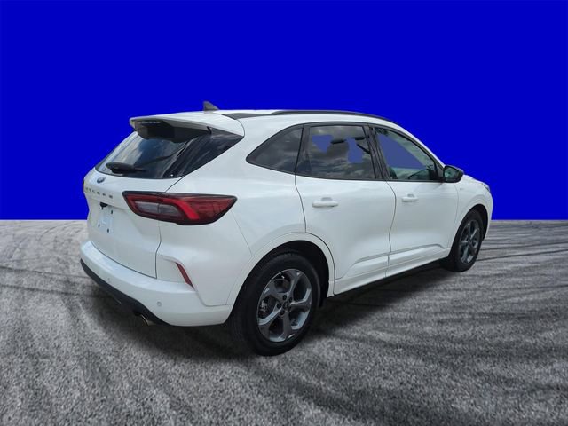 Certified 2023 Ford Escape ST-Line w/ Tech Pack #1 FWD image 4