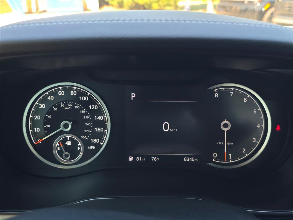 Used 2026 Genesis G70 2.5T RWD image 14
