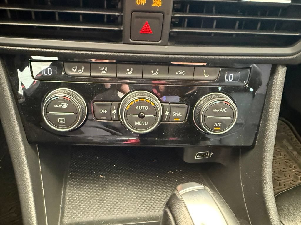 Used 2019 Volkswagen Jetta SE FWD image 21