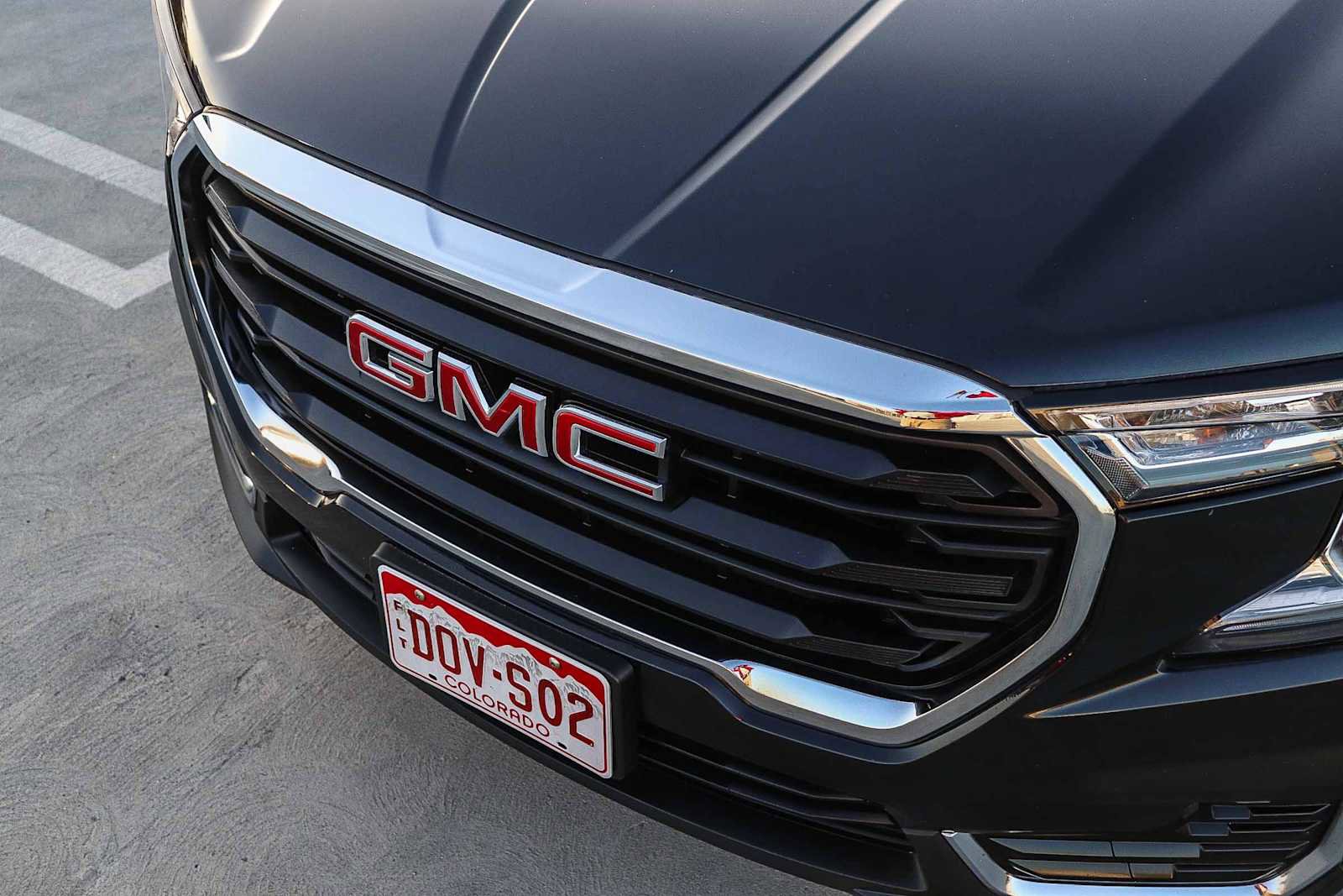 Used 2024 GMC Terrain SLE image 8