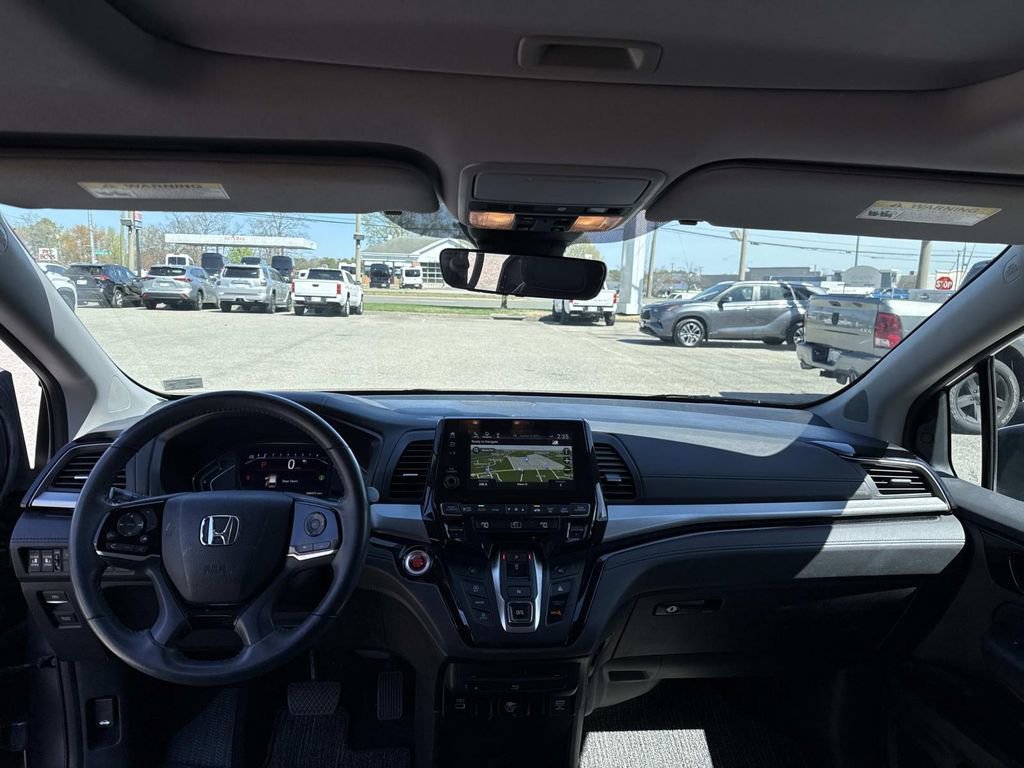 Used 2022 Honda Odyssey Touring image 12