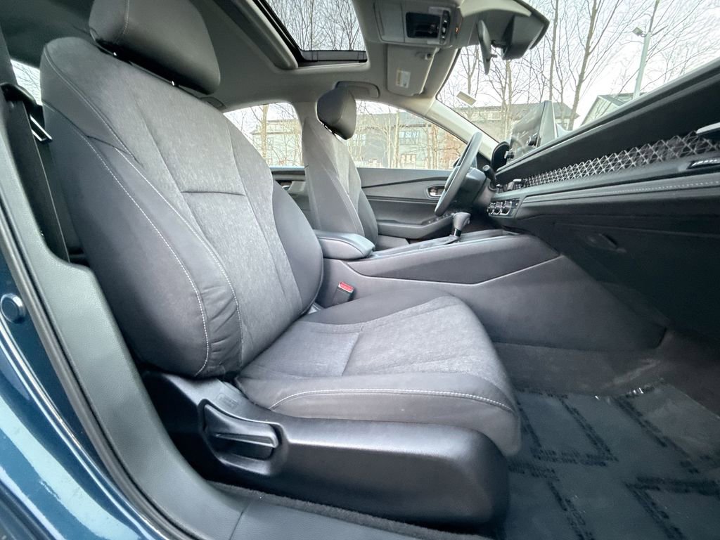 Used 2024 Honda Accord EX image 25