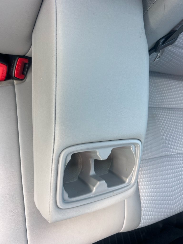 Used 2015 Toyota Camry SE FWD image 17