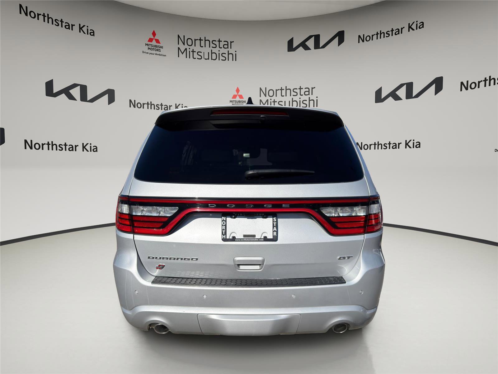 Used 2024 Dodge Durango GT image 3