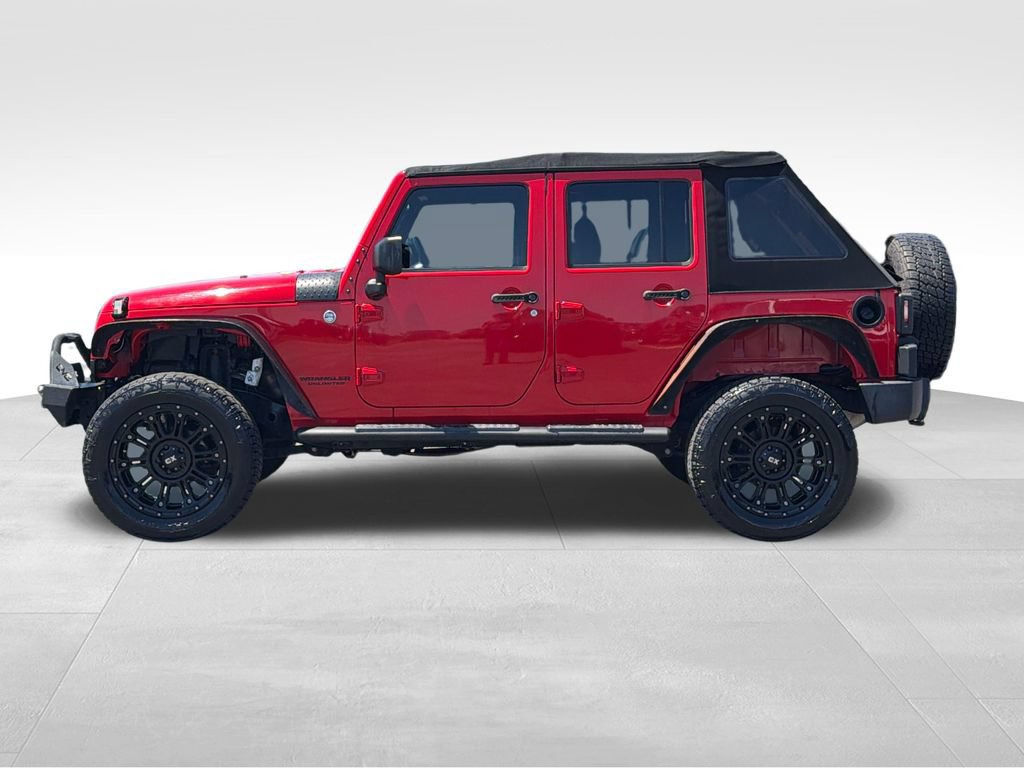 Used 2015 Jeep Wrangler Unlimited Rubicon w/ Connectivity Group AWD/4WD image 24
