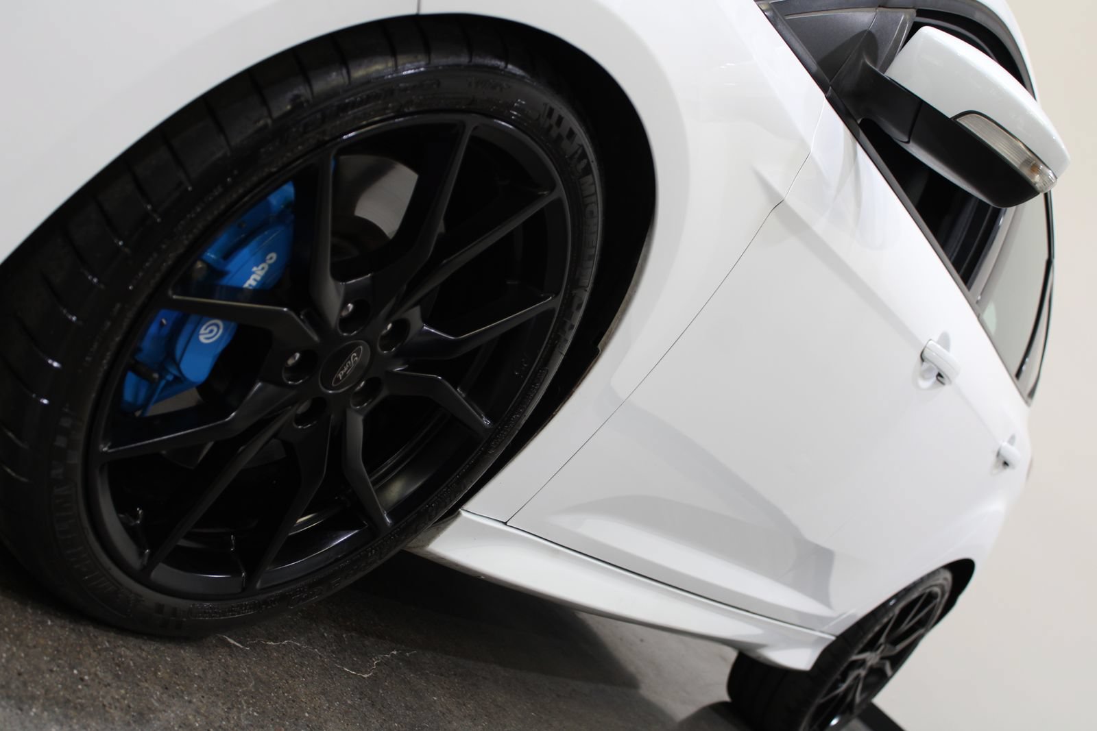 Used 2017 Ford Focus RS AWD/4WD image 7