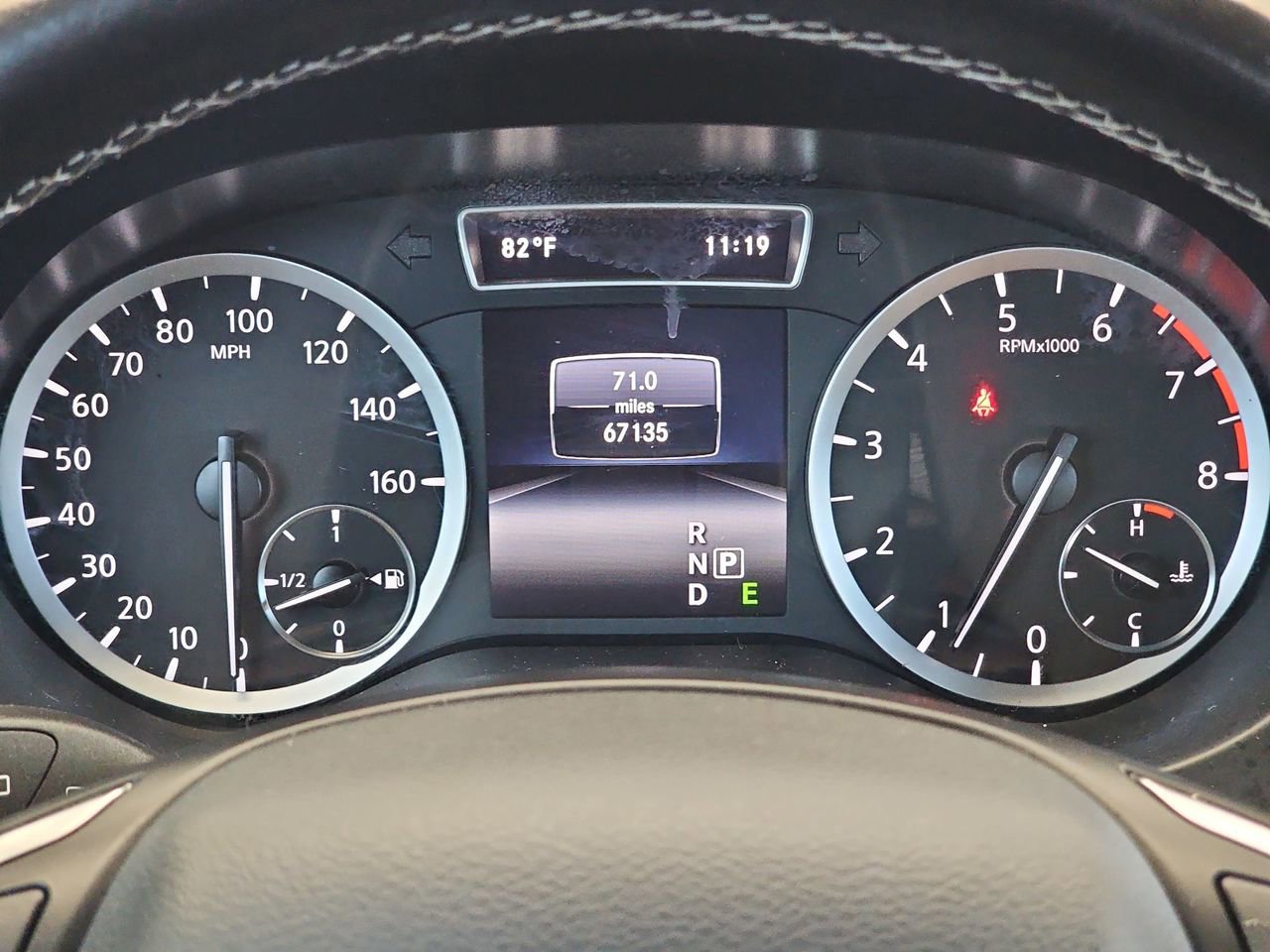 Used 2017 INFINITI QX30 Premium w/ Navigation Package image 24