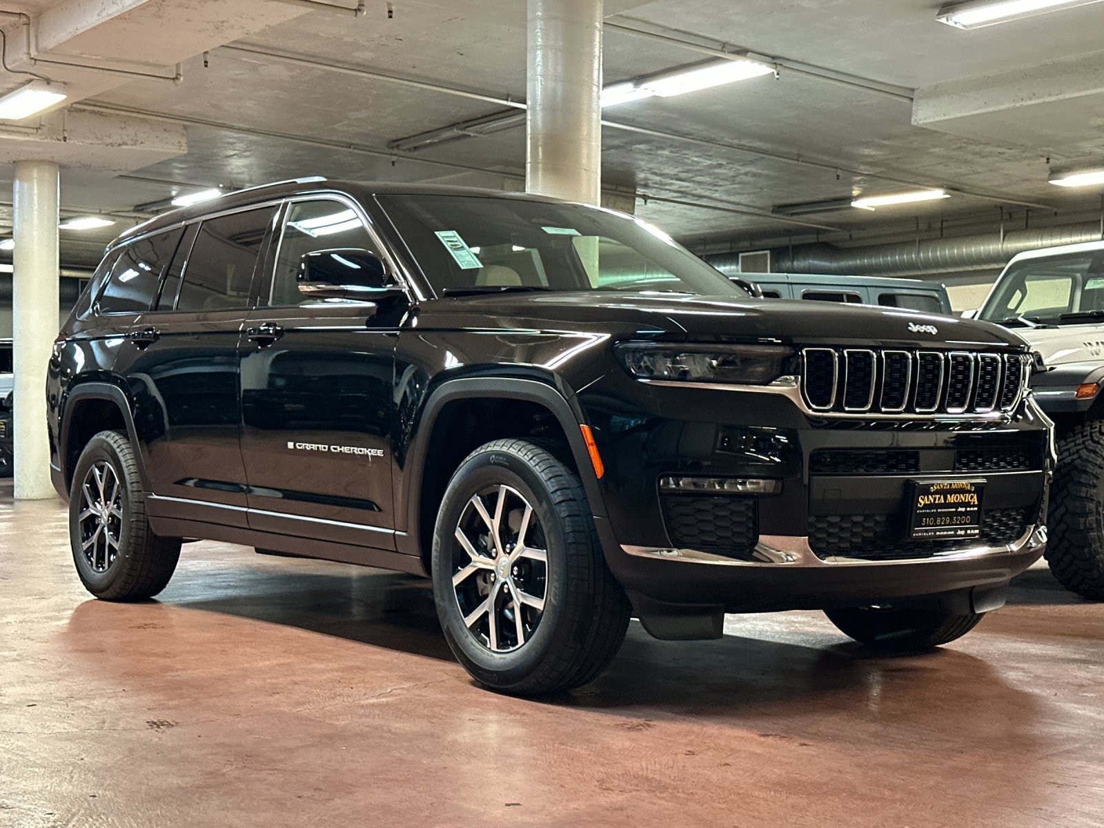 New 2025 Jeep Grand Cherokee L Limited image 7