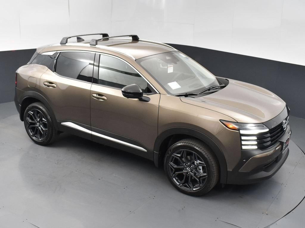 New 2026 Nissan Kicks SR w/ Illumination Package FWD image 44