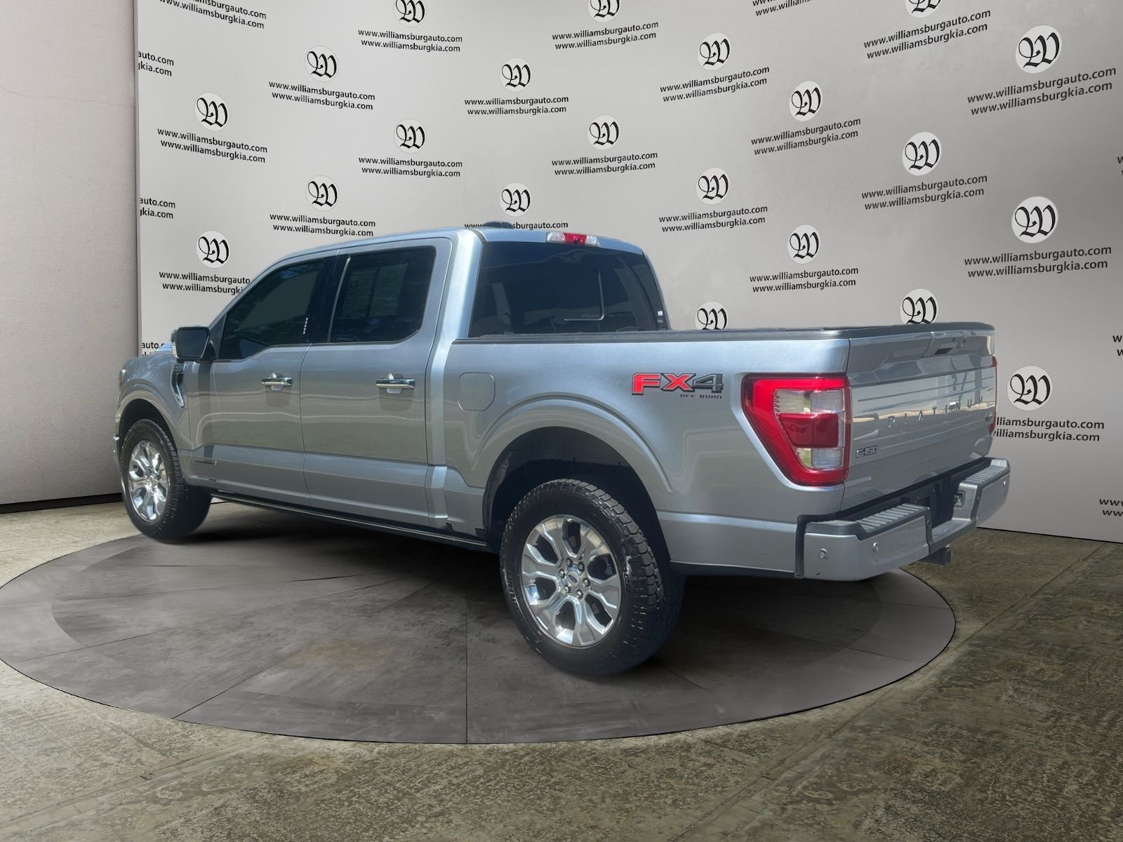 Used 2022 Ford F150 Platinum w/ Equipment Group 701A High AWD/4WD image 3
