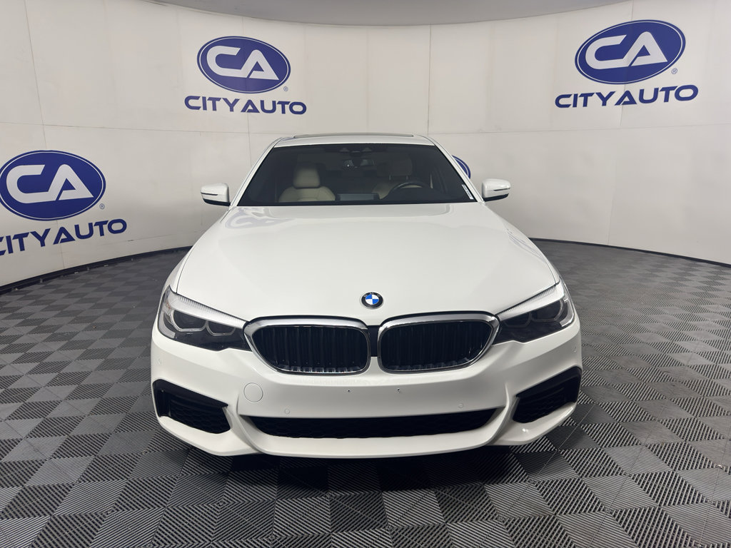 Used 2020 BMW 540i w/ M Sport Package RWD image 9