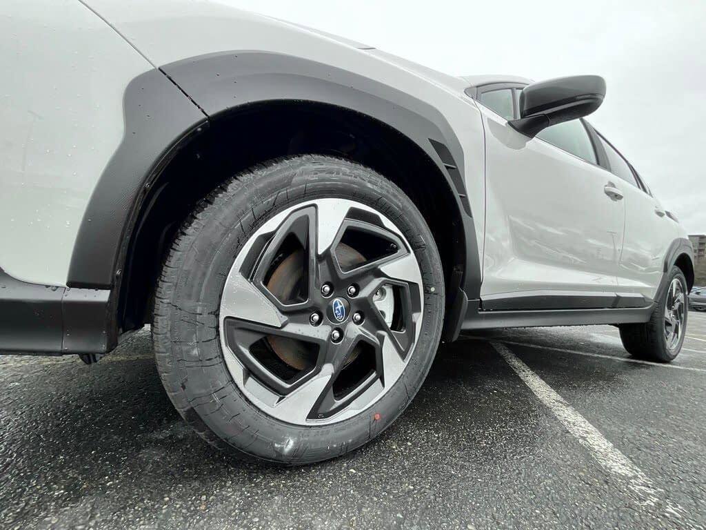 Certified 2025 Subaru Crosstrek 2.5i Limited w/ Crosstrek Mirror Package image 10