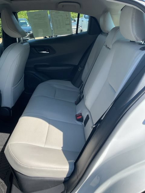 Used 2024 Toyota Prius XLE AWD/4WD image 16