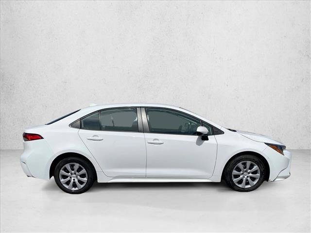 Used 2023 Toyota Corolla LE FWD image 4